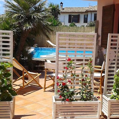 Su Bixinau B&B Capoterra Esterno foto